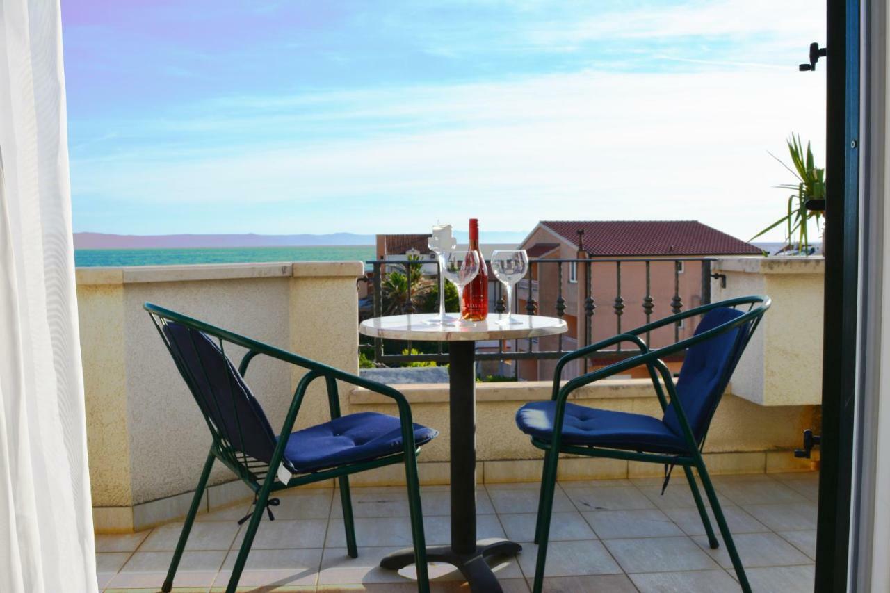 Apartments Villa Lili Tučepi Buitenkant foto